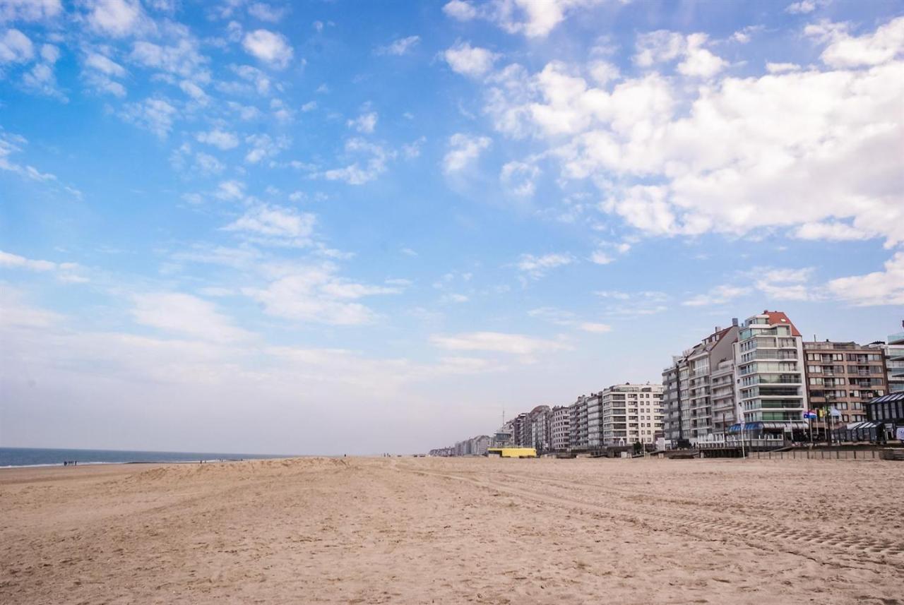 Modern Gelijkvloers Gezinsappartement นอคเคอ-เฮสท์ ภายนอก รูปภาพ